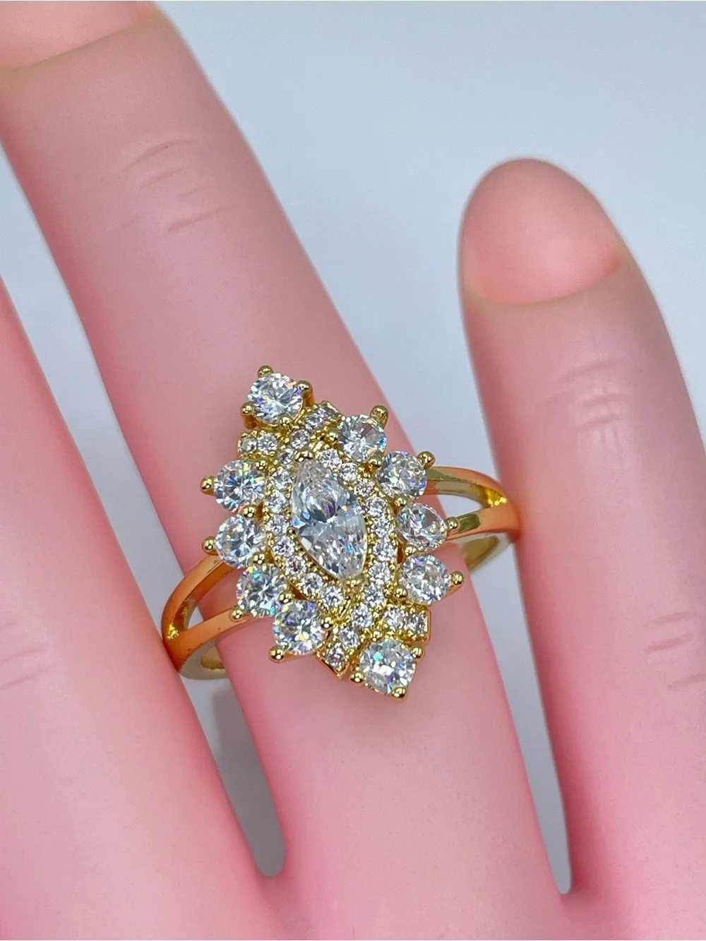 Swarovski Crystal Elements White Crystal Art Deco Ring Vintage Look Sz 8